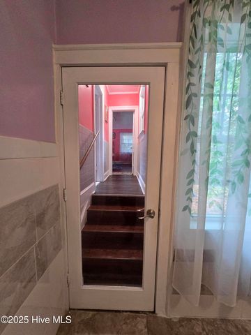 1014 N Independence Street, Kinston, NC 28501