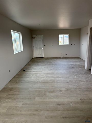 888 VICKSBURG ST, Box Elder, SD 57719