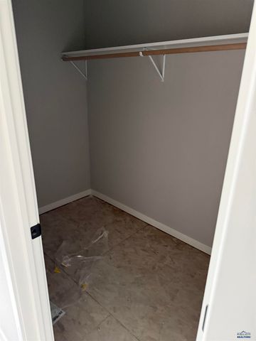 888 VICKSBURG ST, Box Elder, SD 57719