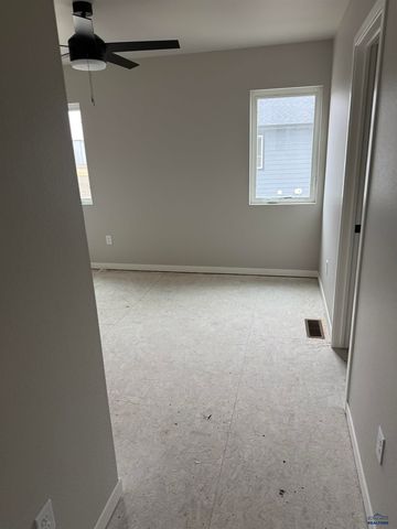 888 VICKSBURG ST, Box Elder, SD 57719