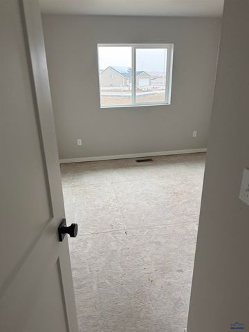 888 VICKSBURG ST, Box Elder, SD 57719