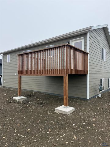 888 VICKSBURG ST, Box Elder, SD 57719