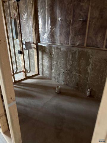 888 VICKSBURG ST, Box Elder, SD 57719