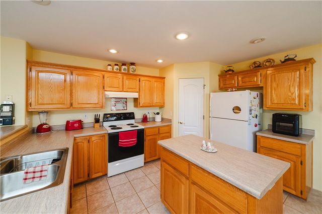 2207 E Greasewood Drive, Kingman, AZ 86409