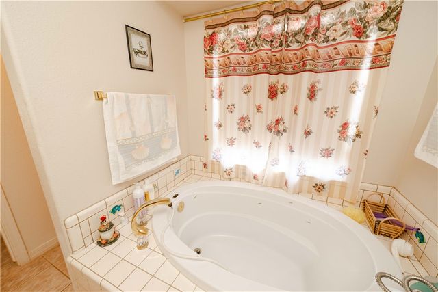 2207 E Greasewood Drive, Kingman, AZ 86409