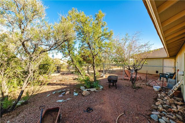 2207 E Greasewood Drive, Kingman, AZ 86409