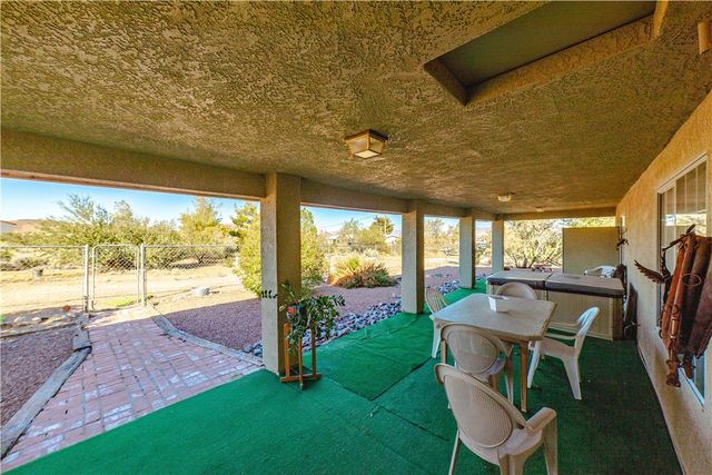 2207 E Greasewood Drive, Kingman, AZ 86409