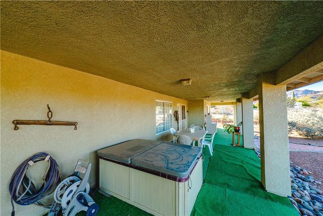 2207 E Greasewood Drive, Kingman, AZ 86409