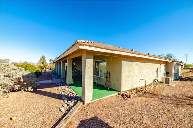 2207 E Greasewood Drive, Kingman, AZ 86409