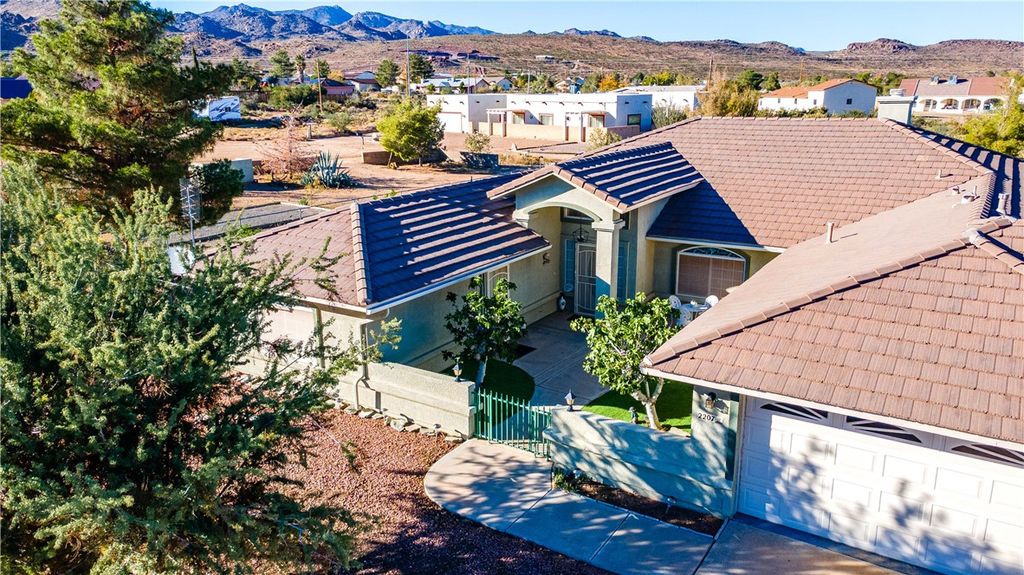 2207 E Greasewood Drive, Kingman, AZ 86409