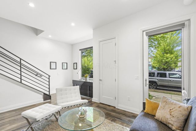 239 Auden Avenue, Columbus, OH 43215