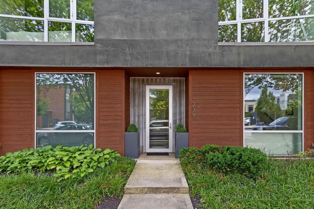 239 Auden Avenue, Columbus, OH 43215