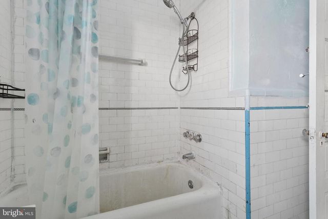 786 SMYLIE RD, Philadelphia, PA 19124