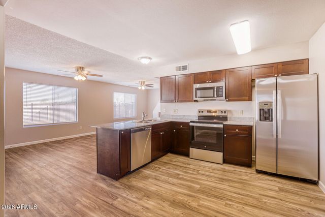 904 W YALE Drive, Tempe, AZ 85283