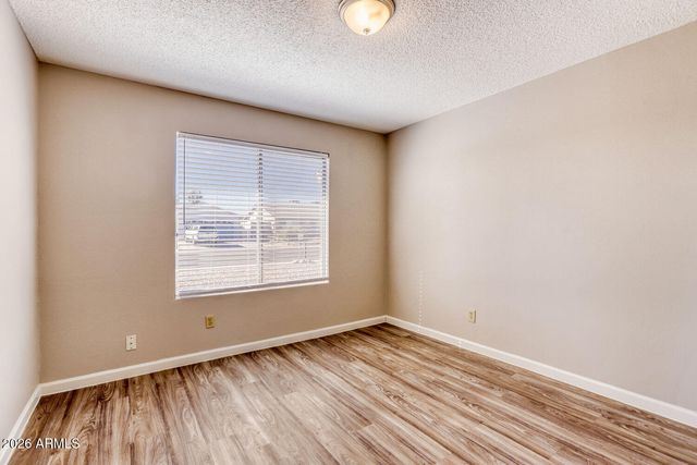 904 W YALE Drive, Tempe, AZ 85283