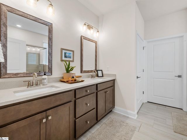 1739 Wabash Place, Boiling Springs, SC 29316