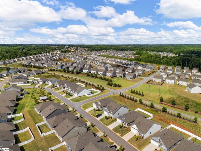 1739 Wabash Place, Boiling Springs, SC 29316