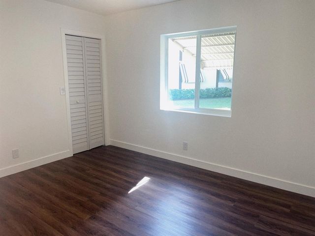 5993 La Pinata Boulevard D1, Greenacres, FL 33463