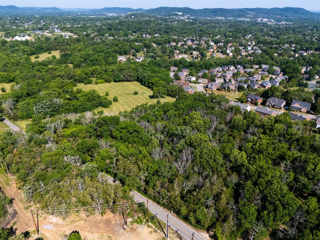 9318 Old Smyrna Rd, Brentwood, TN 37027