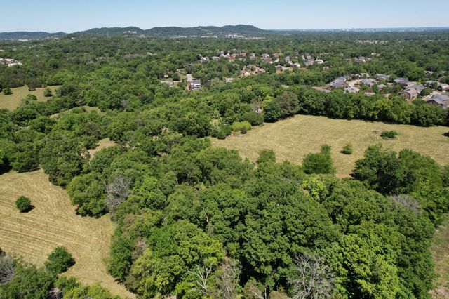 9318 Old Smyrna Rd, Brentwood, TN 37027