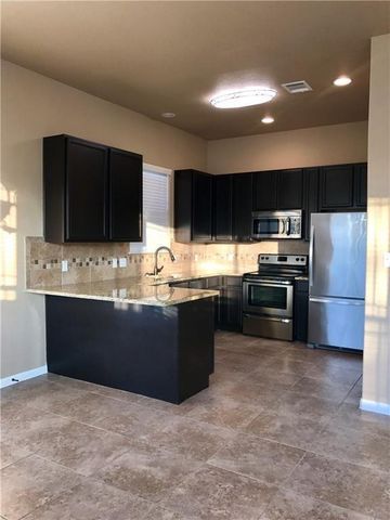 106 Pahala CT B, Bastrop, TX 78602