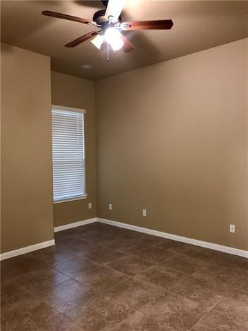 106 Pahala CT B, Bastrop, TX 78602