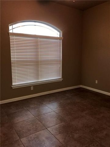 106 Pahala CT B, Bastrop, TX 78602