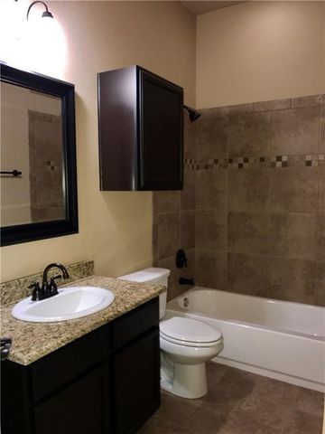 106 Pahala CT B, Bastrop, TX 78602