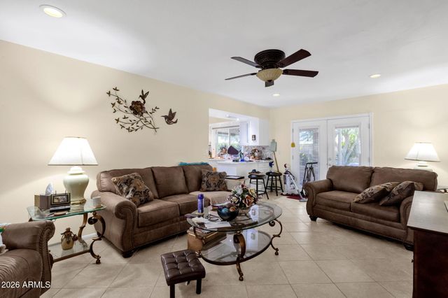 10705 W CAMELOT Circle, Sun City, AZ 85351