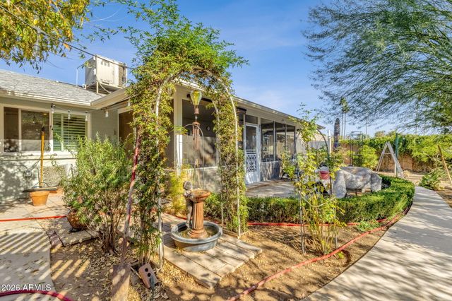 10705 W CAMELOT Circle, Sun City, AZ 85351