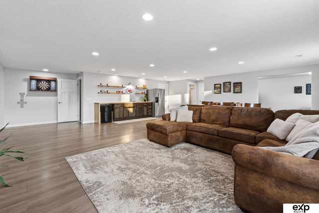 16953 Jackson Avenue, Gretna, NE 68028