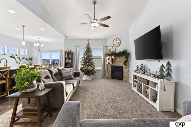 16953 Jackson Avenue, Gretna, NE 68028