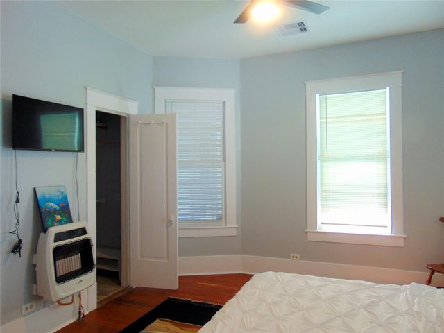 3420 Avenue R Avenue, Galveston, TX 77550