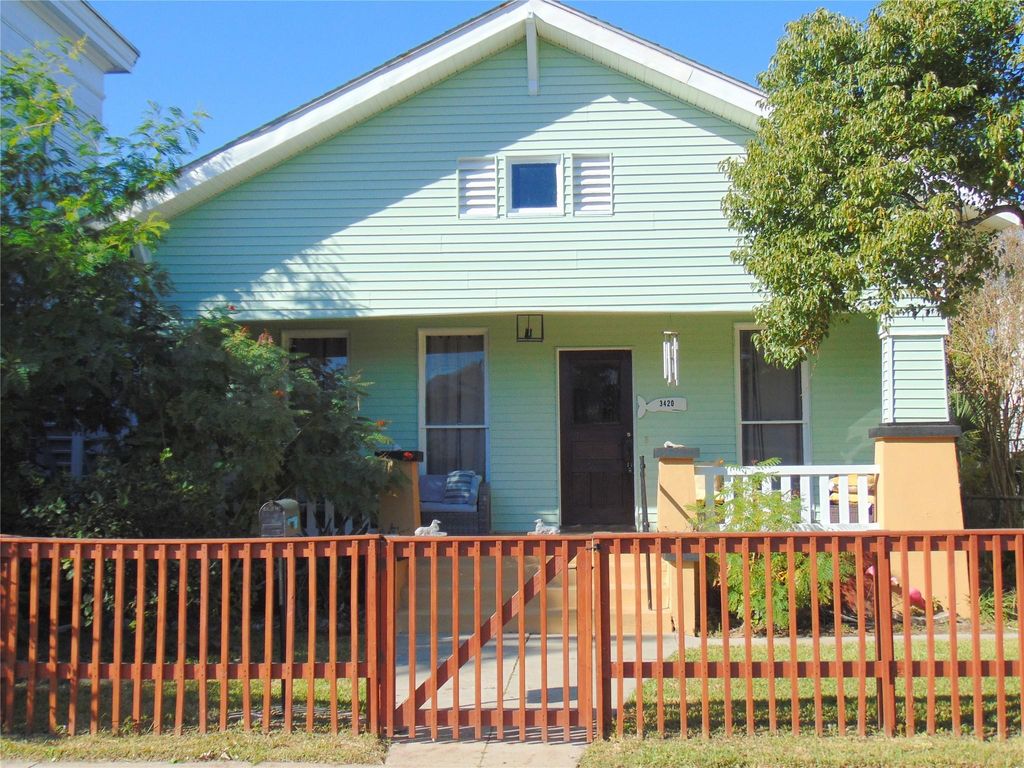 3420 Avenue R Avenue, Galveston, TX 77550