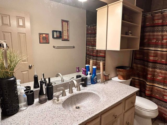 11557 Ridgetop Drive, Sherwood, AR 72120