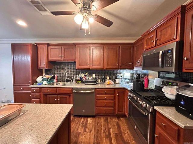 11557 Ridgetop Drive, Sherwood, AR 72120