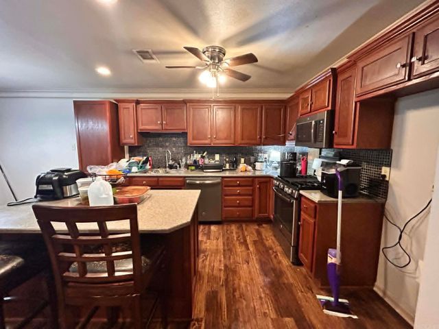 11557 Ridgetop Drive, Sherwood, AR 72120