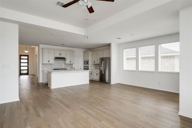 4509 Lucabella LN, Leander, TX 78641