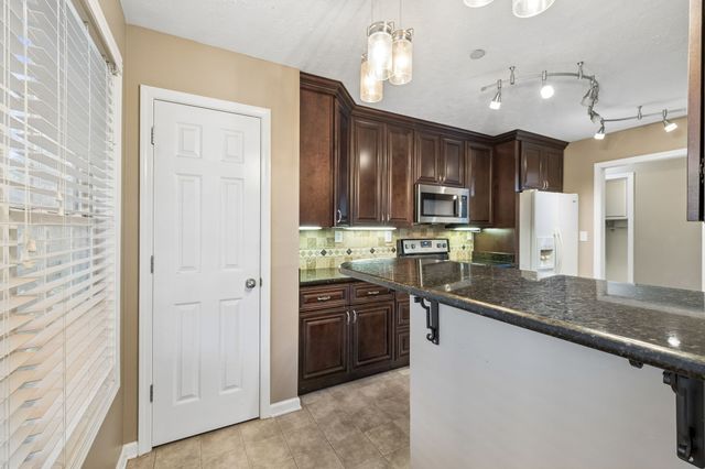 256 Dixie Ln, Pleasant View, TN 37146