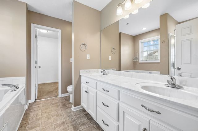 256 Dixie Ln, Pleasant View, TN 37146