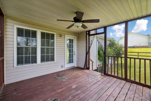 256 Dixie Ln, Pleasant View, TN 37146