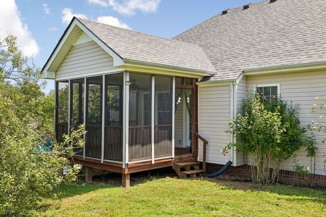 256 Dixie Ln, Pleasant View, TN 37146