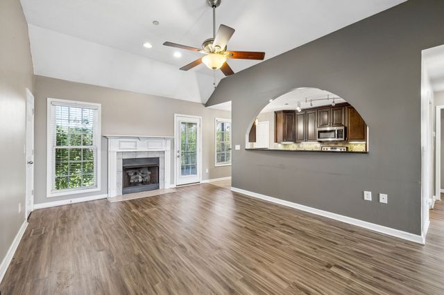 256 Dixie Ln, Pleasant View, TN 37146