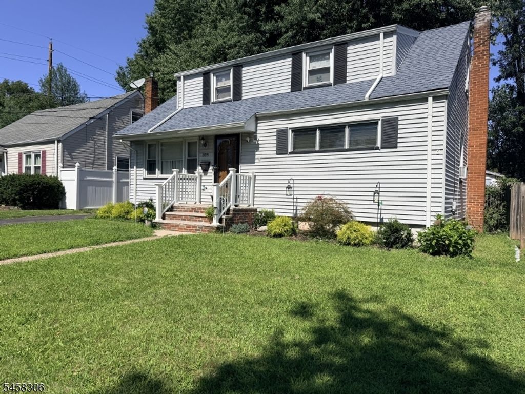 809 Rodgers Ct, Rahway City, NJ 07065 — photo 2