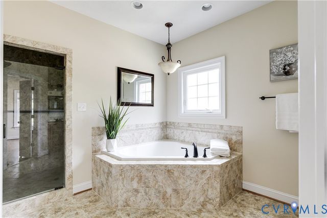 12316 Traylor Field Ln, Ashland, VA 23005