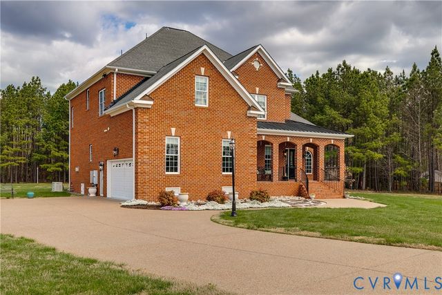 12316 Traylor Field Ln, Ashland, VA 23005