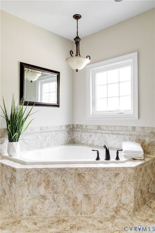 12316 Traylor Field Ln, Ashland, VA 23005