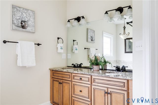 12316 Traylor Field Ln, Ashland, VA 23005