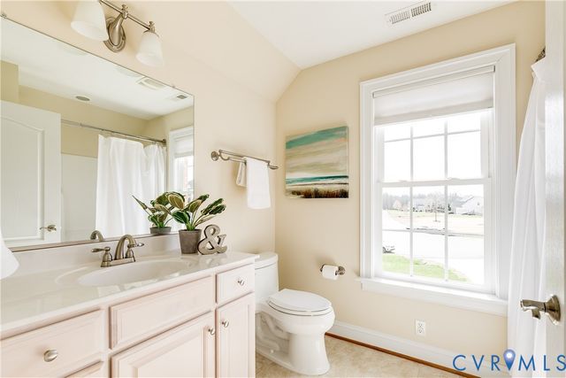 12316 Traylor Field Ln, Ashland, VA 23005