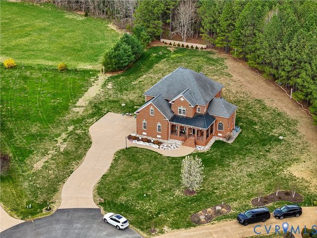 12316 Traylor Field Ln, Ashland, VA 23005